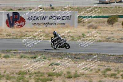 media/Apr-20-2025-AHRMA (Sun) [[393a79c373]]/Race/Group 12/Turn 4b/